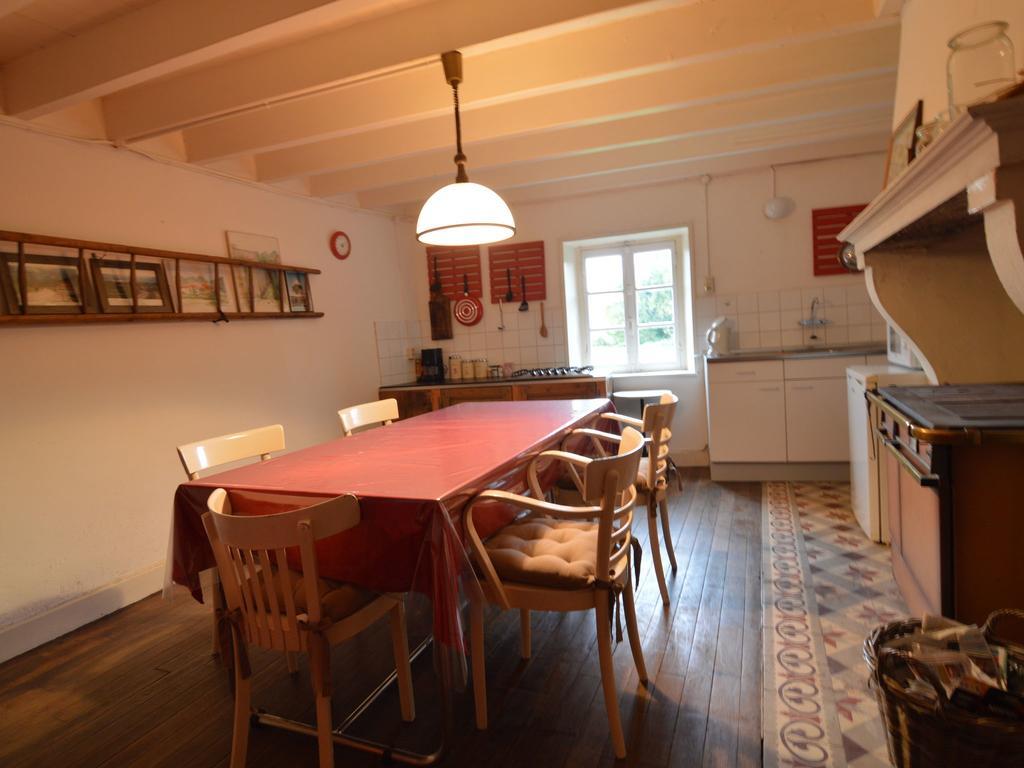 Spacious Holiday Home Near The Forest Barricourt Esterno foto