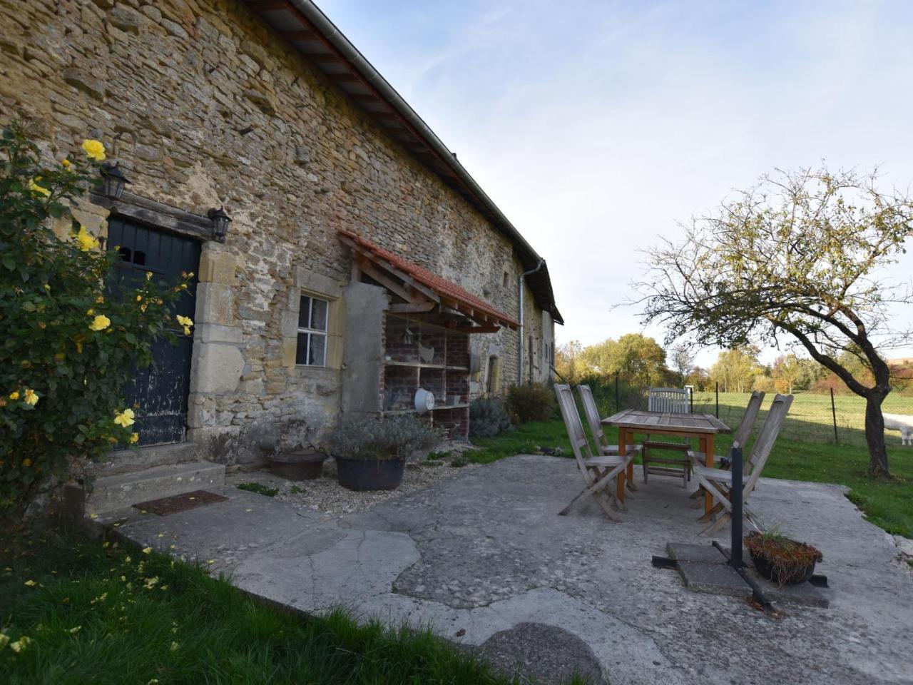 Spacious Holiday Home Near The Forest Barricourt Esterno foto